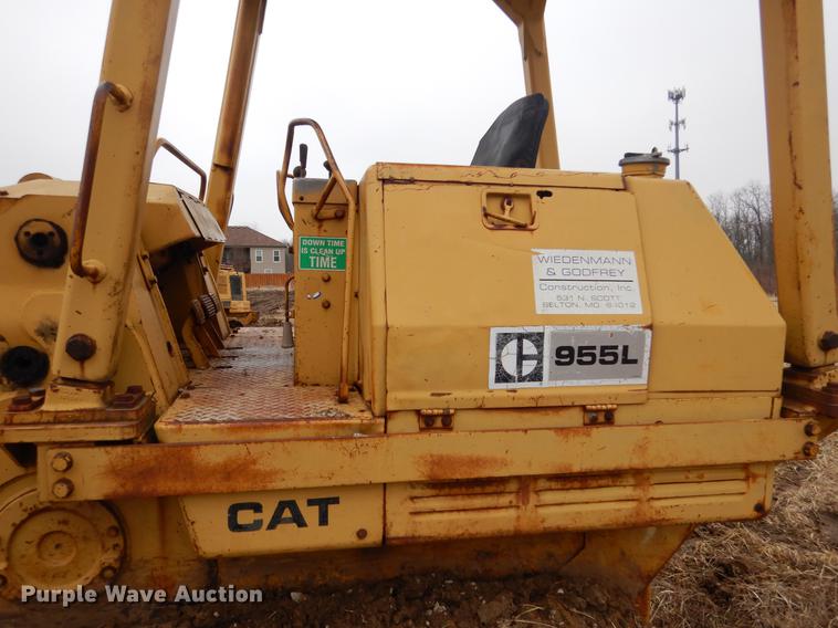 image for item DY9787 1978 Caterpillar 955L track loader