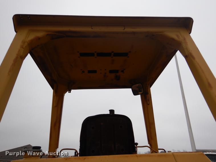 image for item DY9787 1978 Caterpillar 955L track loader