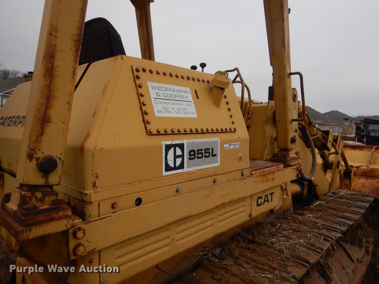 image for item DY9787 1978 Caterpillar 955L track loader