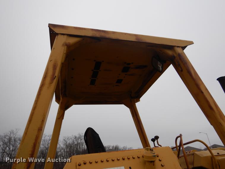 image for item DY9787 1978 Caterpillar 955L track loader