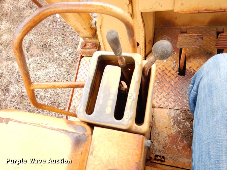 image for item DY9787 1978 Caterpillar 955L track loader