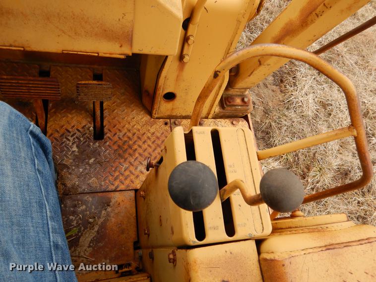 image for item DY9787 1978 Caterpillar 955L track loader