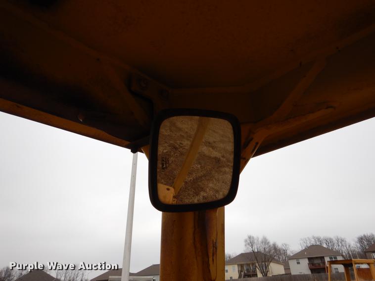 image for item DY9787 1978 Caterpillar 955L track loader