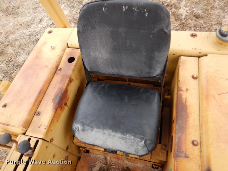 image for item DY9787 1978 Caterpillar 955L track loader