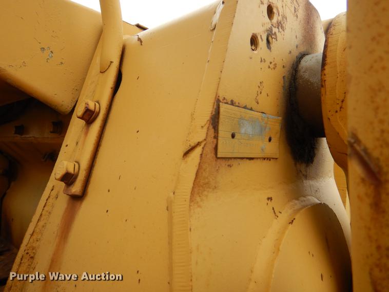 image for item DY9787 1978 Caterpillar 955L track loader