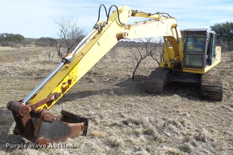 image for item EN9701 2002 New Holland EC215 excavator