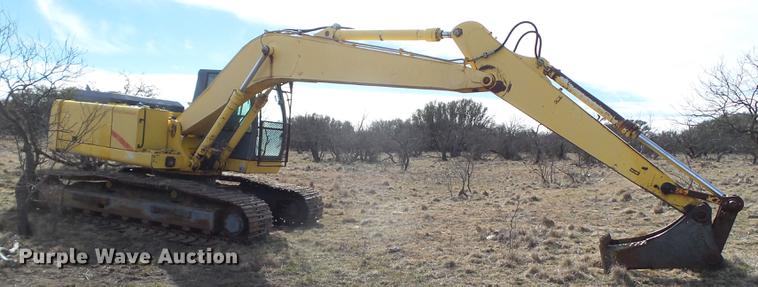 image for item EN9701 2002 New Holland EC215 excavator