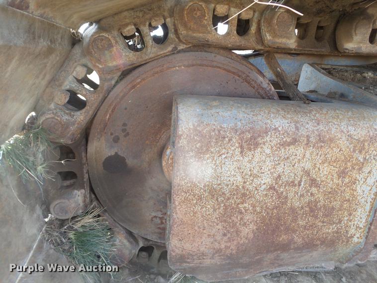 image for item EN9701 2002 New Holland EC215 excavator