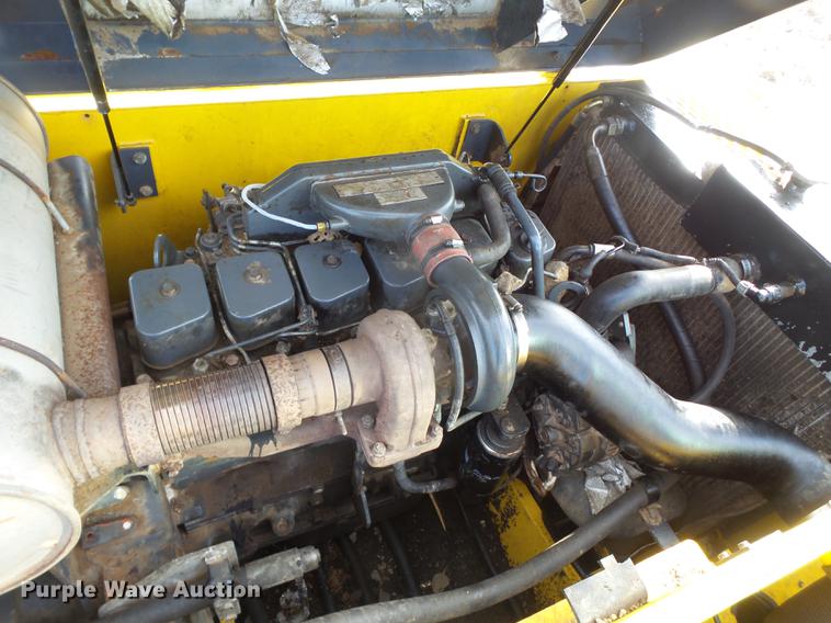 image for item EN9701 2002 New Holland EC215 excavator