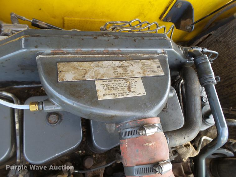 image for item EN9701 2002 New Holland EC215 excavator