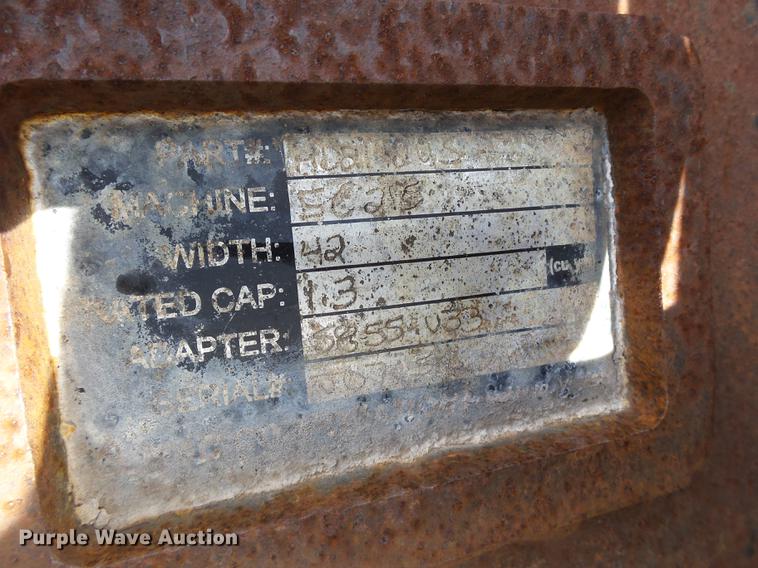 image for item EN9701 2002 New Holland EC215 excavator