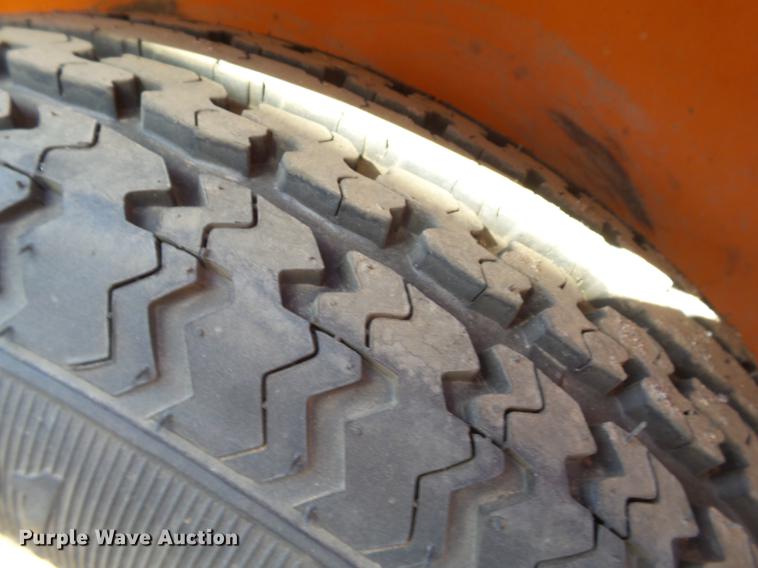 image for item EN9705 (4) Allmand arrow boards