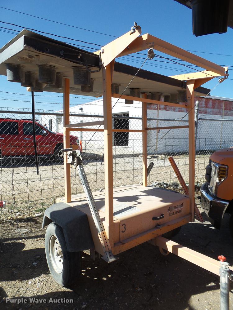 image for item EN9705 (4) Allmand arrow boards