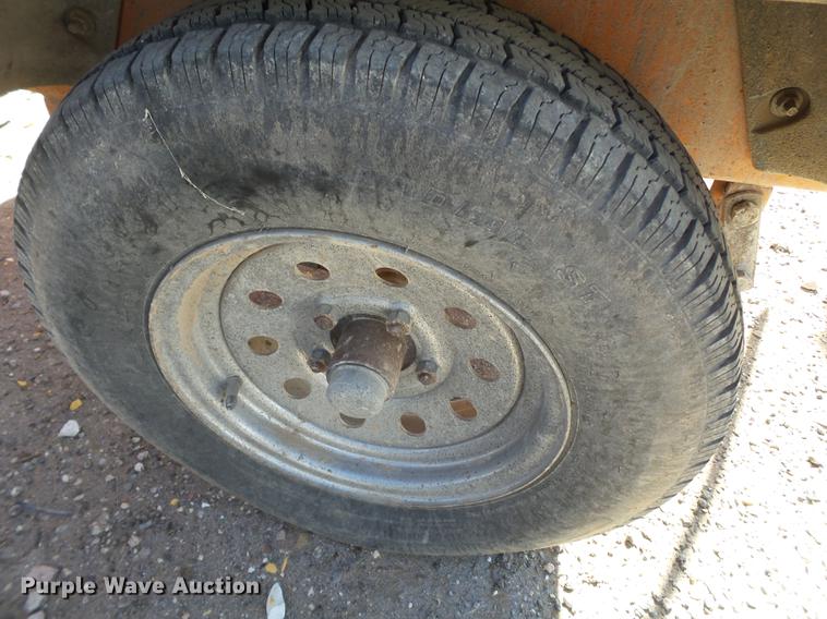 image for item EN9705 (4) Allmand arrow boards