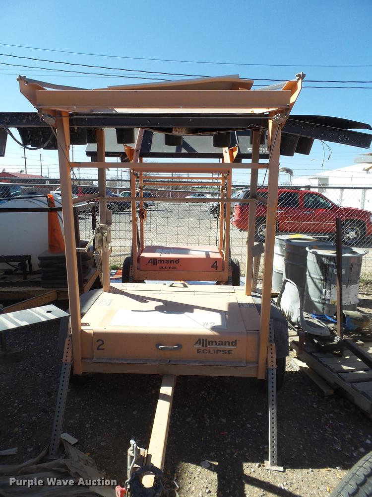 image for item EN9705 (4) Allmand arrow boards