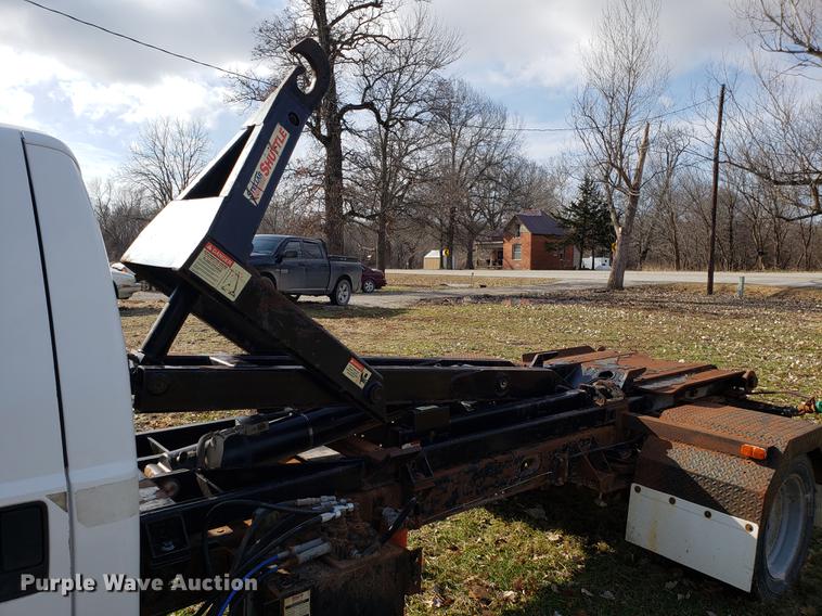 image for item EN9755 2003 Ford F550 roll-off container truck