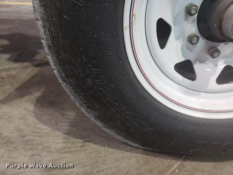 image for item EN9758 2005 Bandit 250 wood chipper