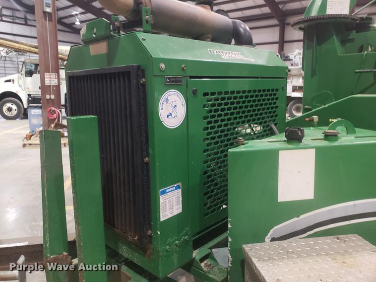 image for item EN9758 2005 Bandit 250 wood chipper