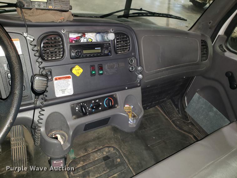 image for item EN9759 2015 Freightliner M2 106 Altec forestry bucket truck