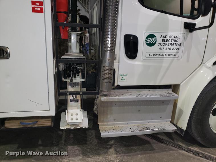 image for item EN9759 2015 Freightliner M2 106 Altec forestry bucket truck