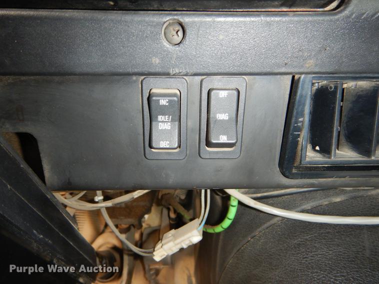 image for item ER9456 1999 International 8100 vacuum truck