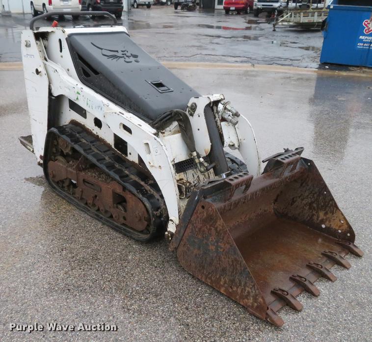 image for item EV9567 2008 Bobcat MT52 compact utility loader