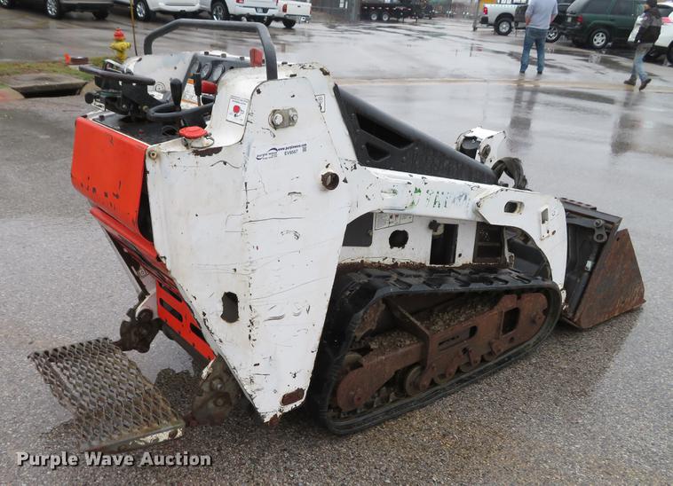 image for item EV9567 2008 Bobcat MT52 compact utility loader
