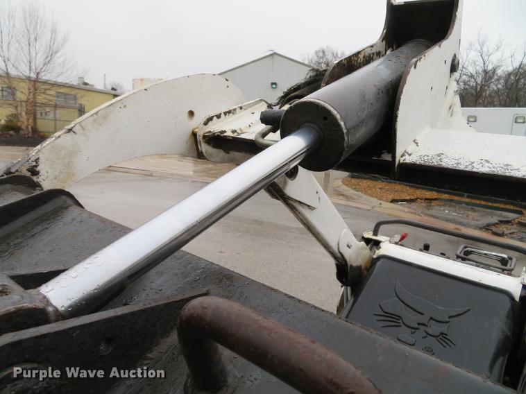 image for item EV9567 2008 Bobcat MT52 compact utility loader