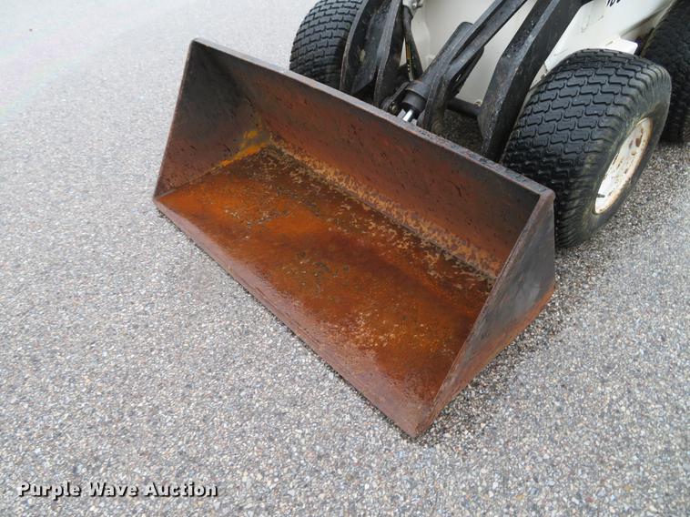 image for item EV9570 Ramrod 900T compact utility loader