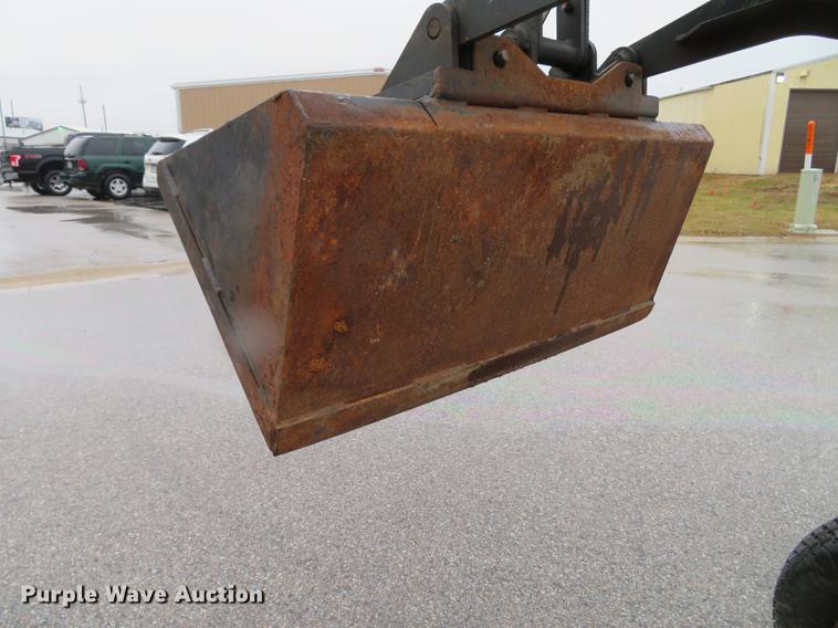 image for item EV9570 Ramrod 900T compact utility loader