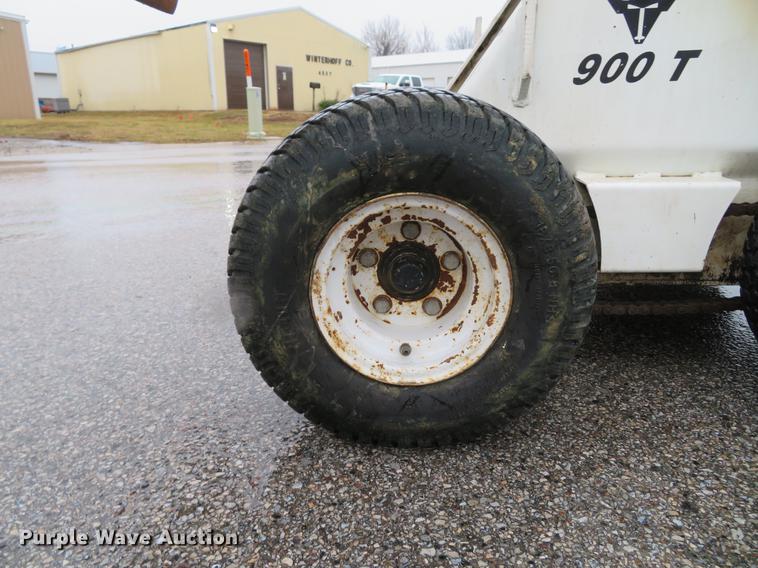 image for item EV9570 Ramrod 900T compact utility loader