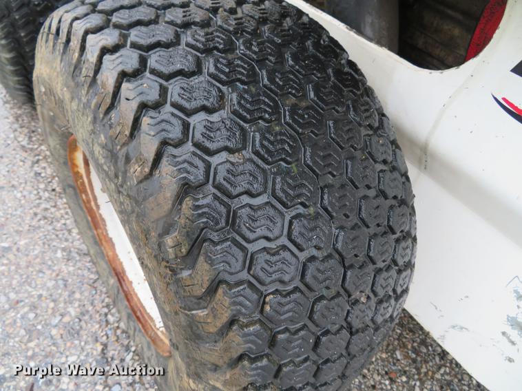 image for item EV9570 Ramrod 900T compact utility loader