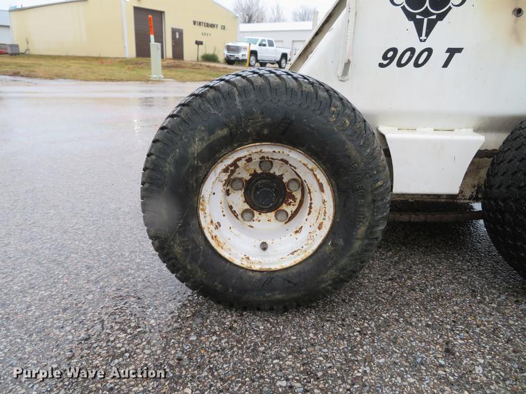 image for item EV9570 Ramrod 900T compact utility loader