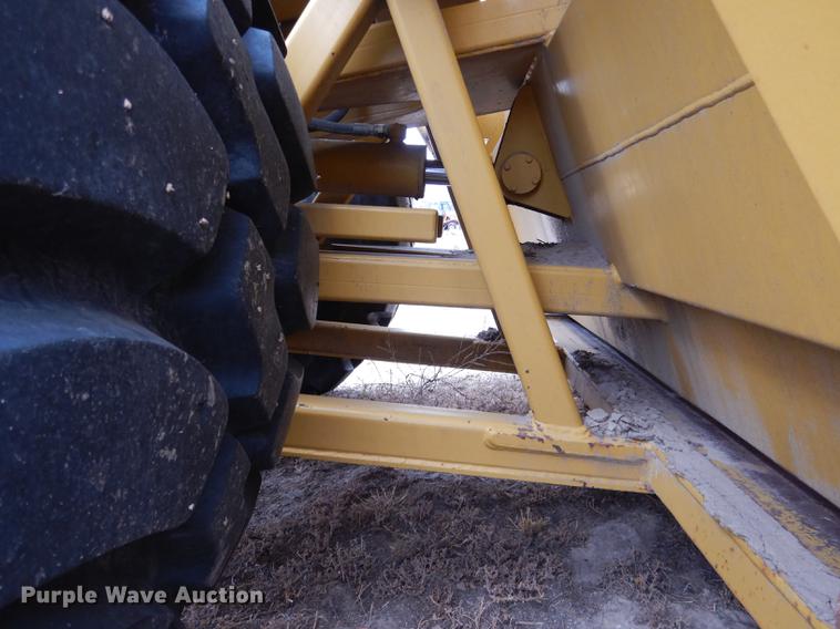 image for item FA9251 2005 Eject SC172T scraper