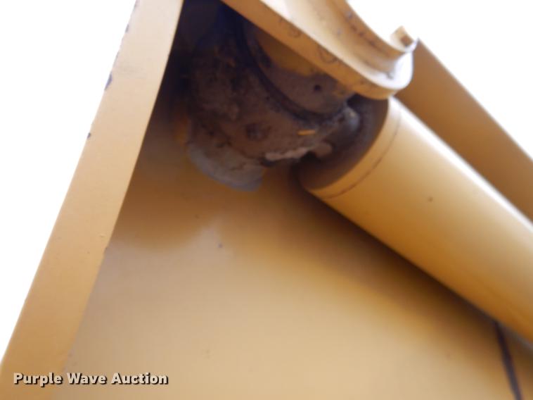 image for item FA9251 2005 Eject SC172T scraper