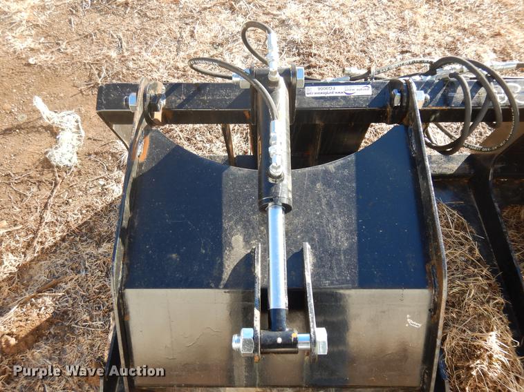 image for item FG9006 Brute skid steer grapple bucket