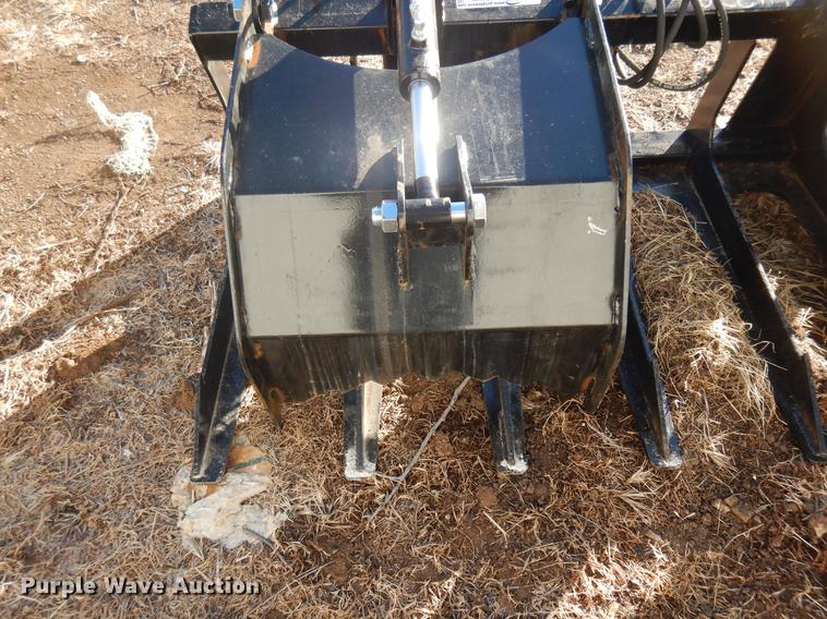 image for item FG9006 Brute skid steer grapple bucket