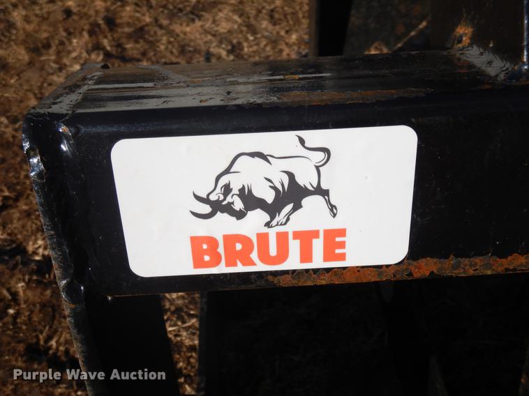 image for item FG9008 Brute skid steer grapple bucket