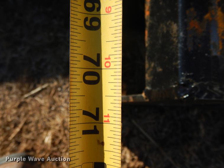 image for item FG9008 Brute skid steer grapple bucket