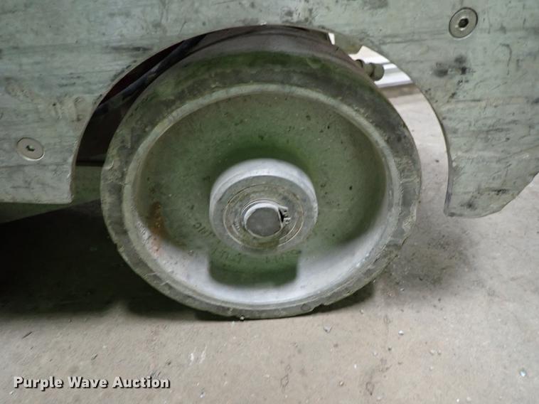 image for item FH9639 Soff Cut X450 concrete saw