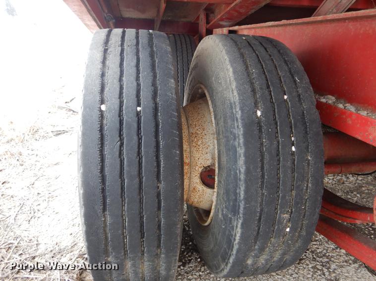 image for item FI9548 2004 Overbilt tilt deck equipment trailer