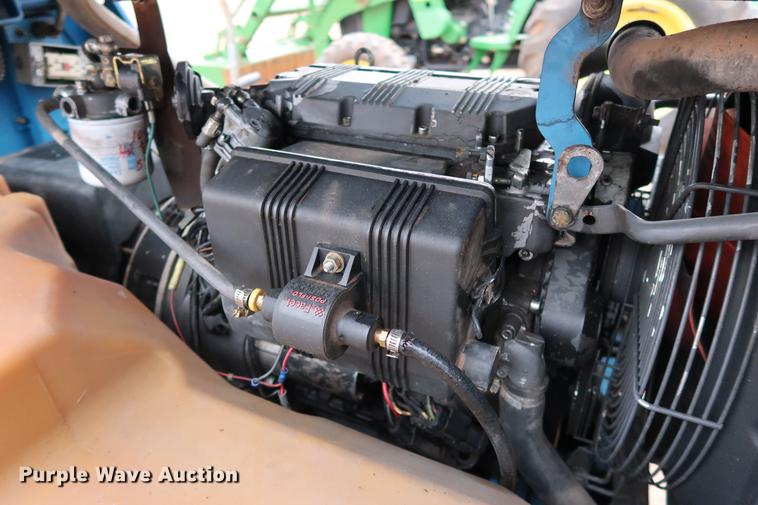 image for item FI9757 2002 Genie TML-4000N light plant