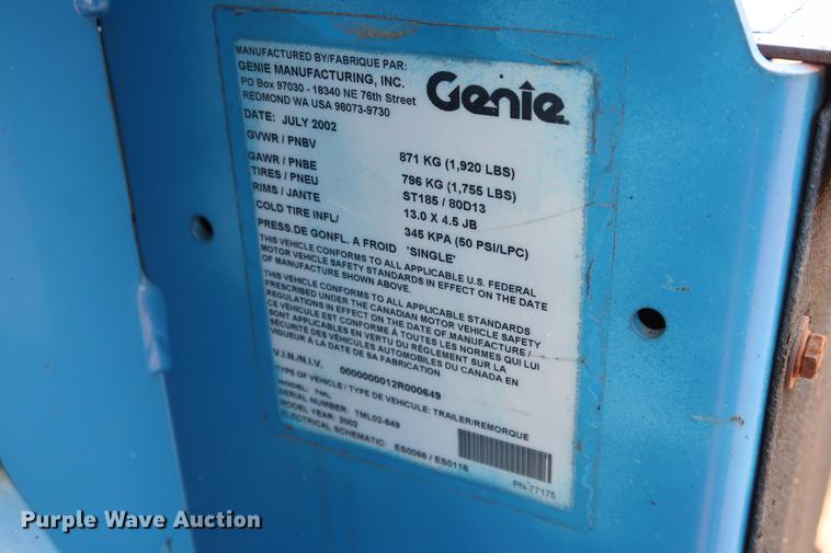 image for item FI9757 2002 Genie TML-4000N light plant