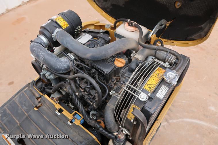 image for item FI9760 2014 Caterpillar 300.9D mini excavator