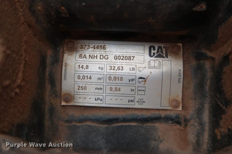 image for item FI9760 2014 Caterpillar 300.9D mini excavator