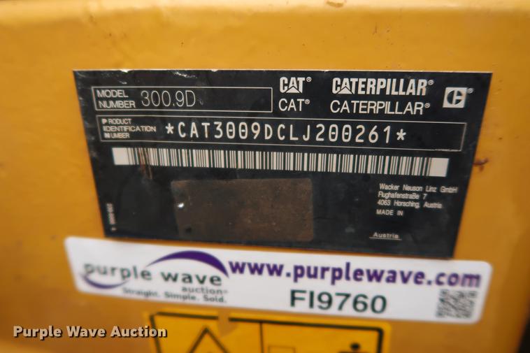 image for item FI9760 2014 Caterpillar 300.9D mini excavator