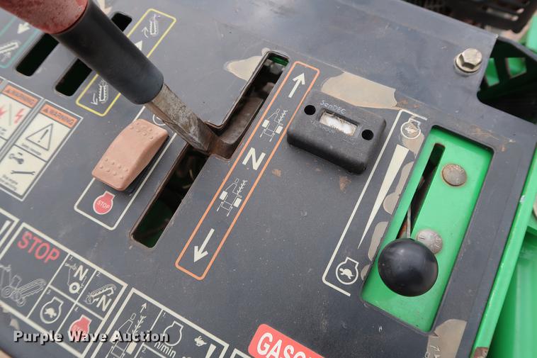 image for item FI9762 2013 Vermeer RTX100 trencher