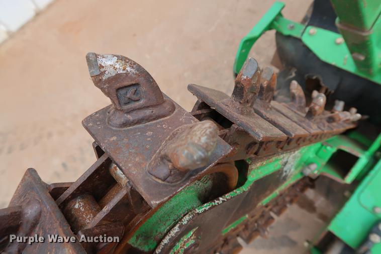 image for item FI9762 2013 Vermeer RTX100 trencher