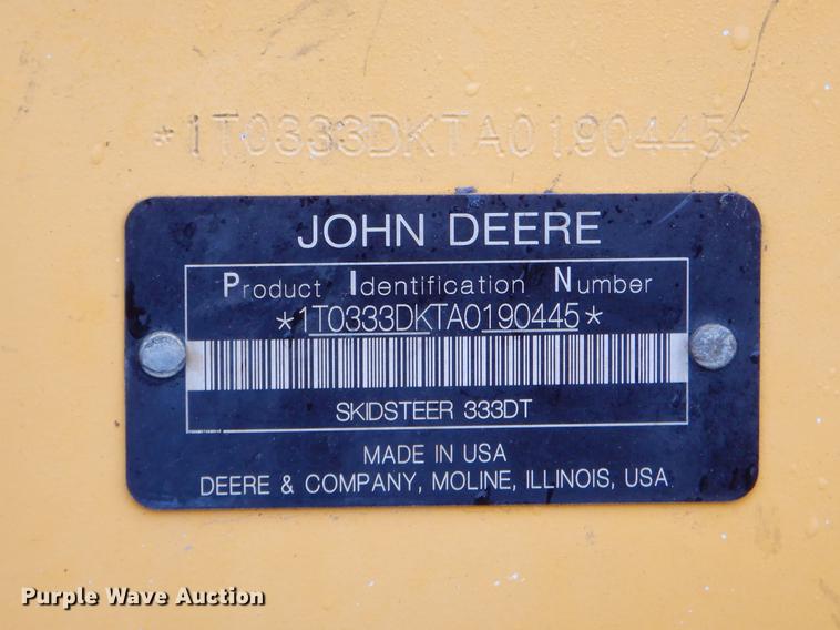 image for item FQ9502 2010 John Deere 333D skid steer