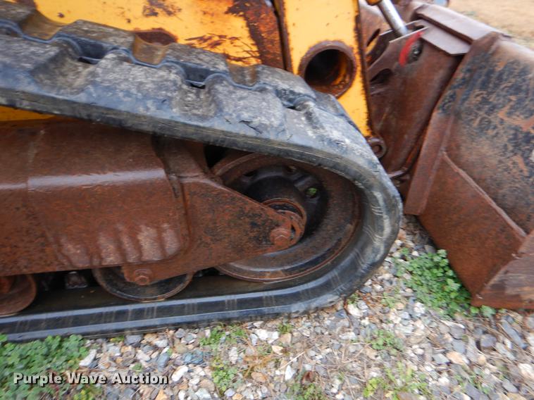 image for item FQ9504 2007 John Deere CT322 skid steer